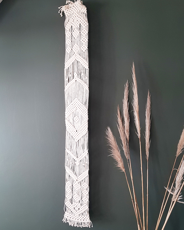 Thread Macrame Runner - <p style='text-align: center;'>R 350</p>